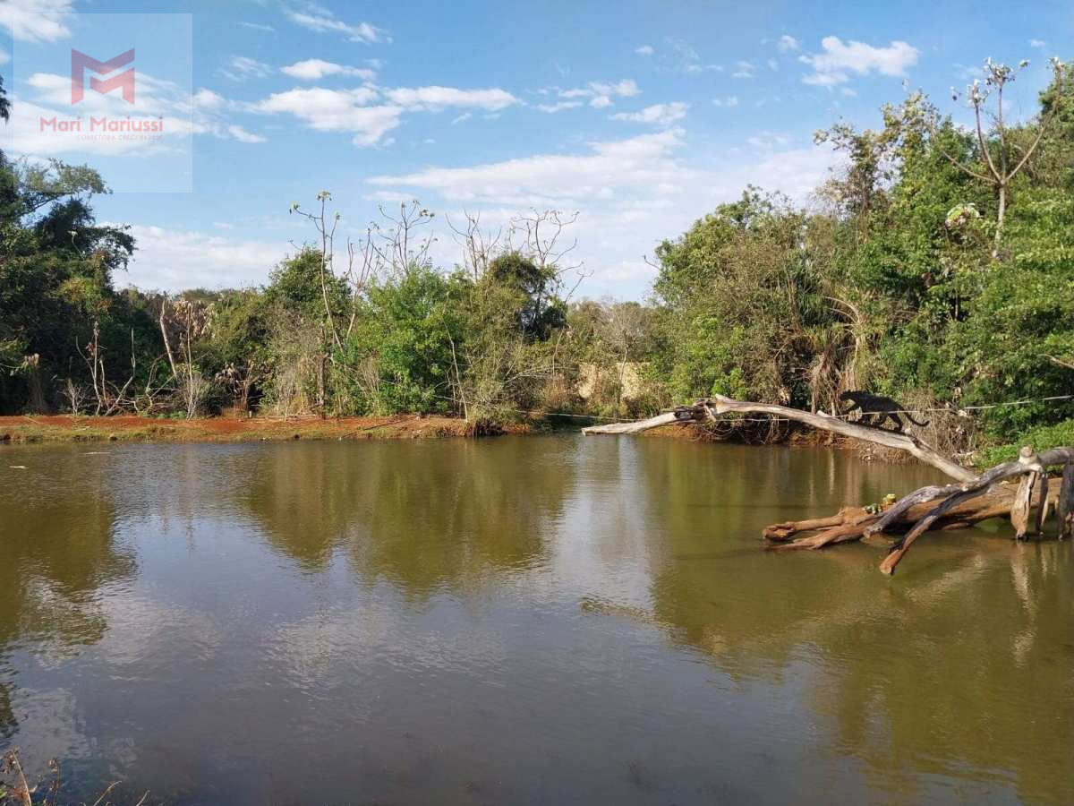 Chácara à venda, com 2 quartos, 2.42 HAm² - Mariussi Imóveis